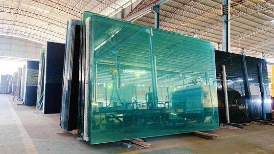 Ótimo preço 1,5 mm 1,8 mm 2 mm espessura vidro transparente flutuante para construção e construção